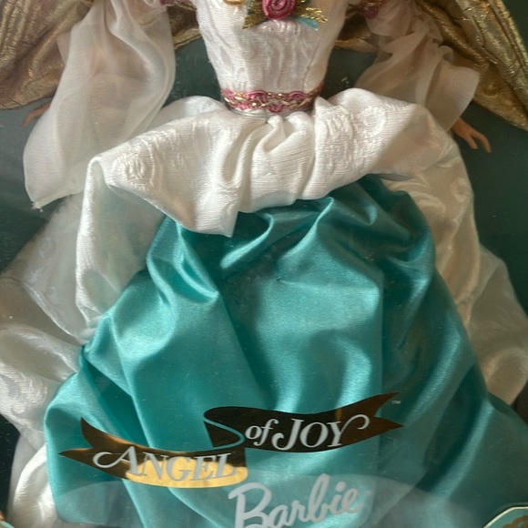 Barbie: 1998 Angel of Joy Collector Doll- Vintage - Picture 6 of 16